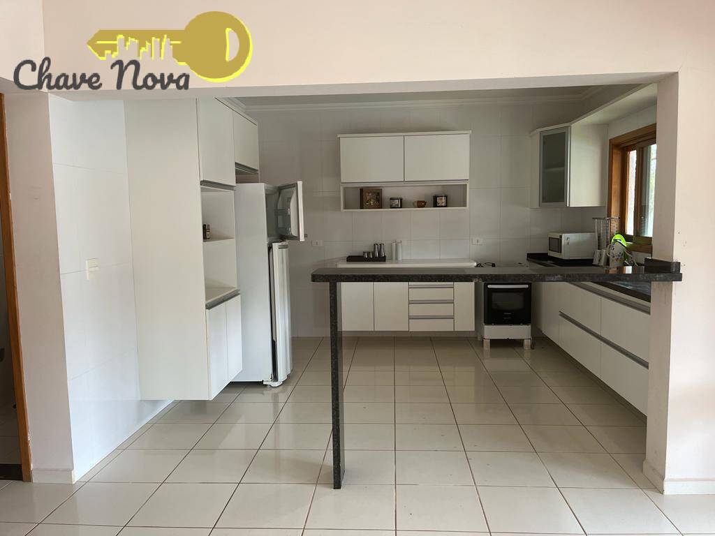 Casa de Condomínio à venda com 5 quartos, 300m² - Foto 28