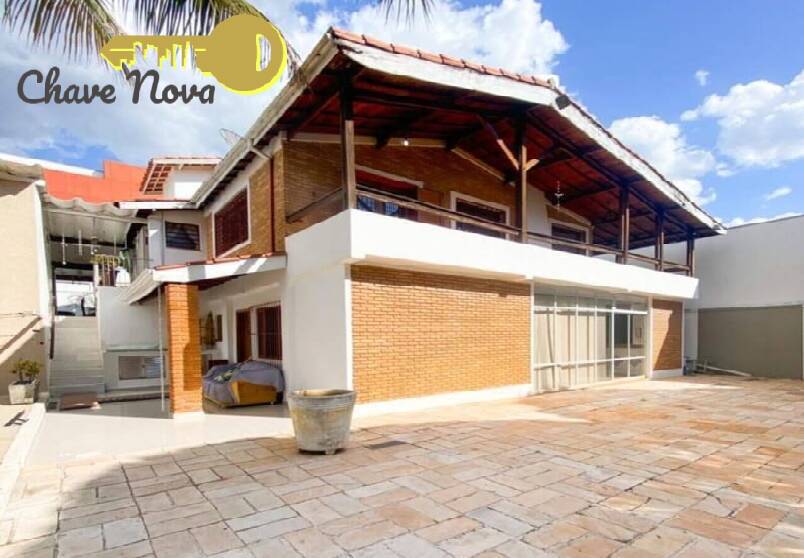 Casa à venda com 4 quartos, 402m² - Foto 3