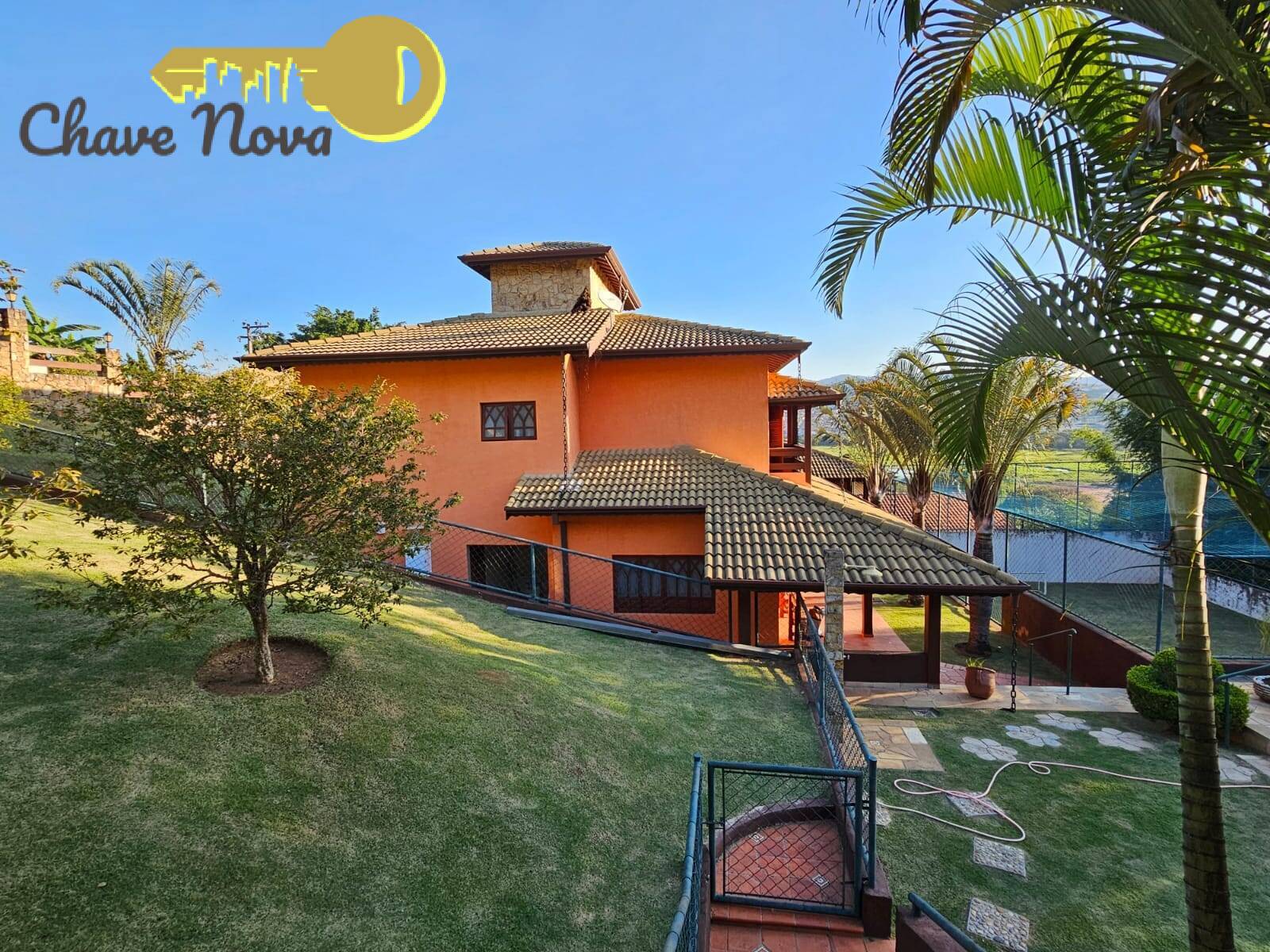 Casa à venda com 4 quartos, 420m² - Foto 4