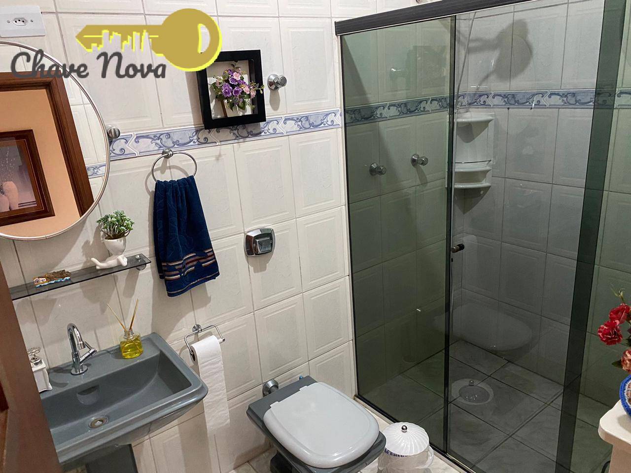 Casa à venda com 3 quartos, 230m² - Foto 9