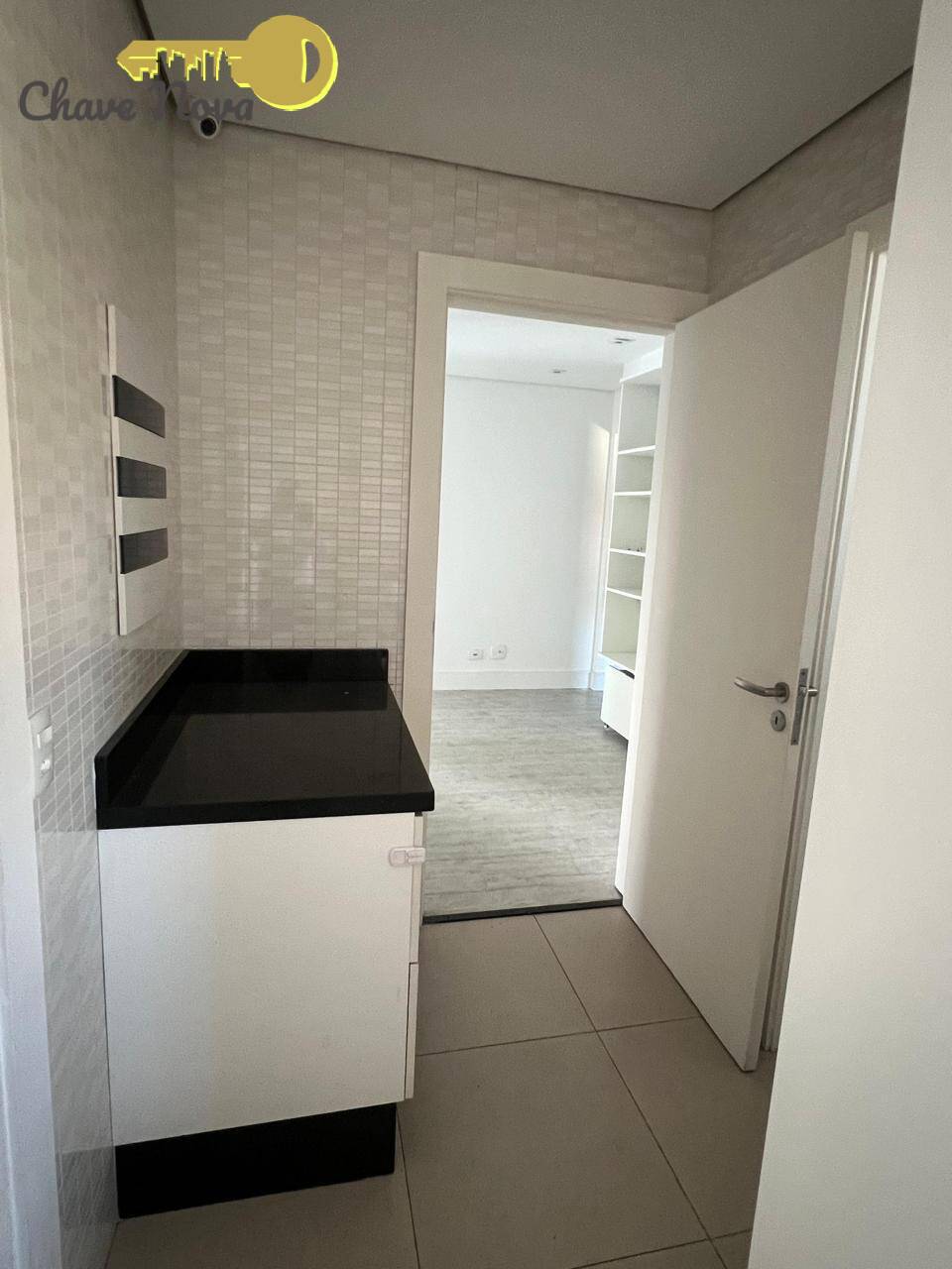 Apartamento à venda com 3 quartos, 220m² - Foto 32