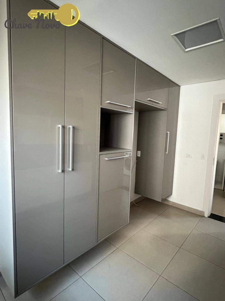 Apartamento à venda com 3 quartos, 220m² - Foto 18