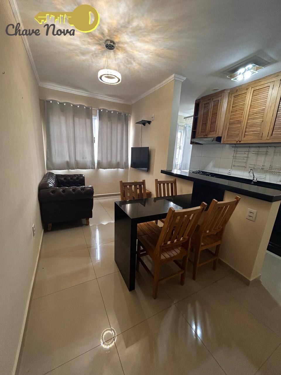 Apartamento à venda com 2 quartos, 61m² - Foto 1