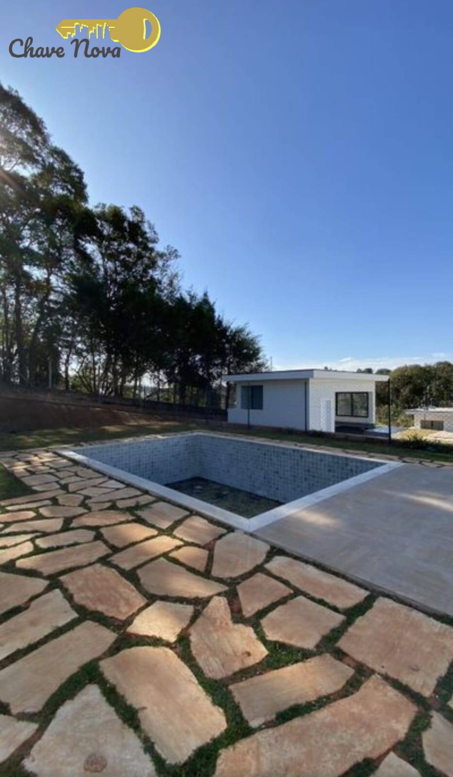 Casa à venda com 3 quartos, 248m² - Foto 4