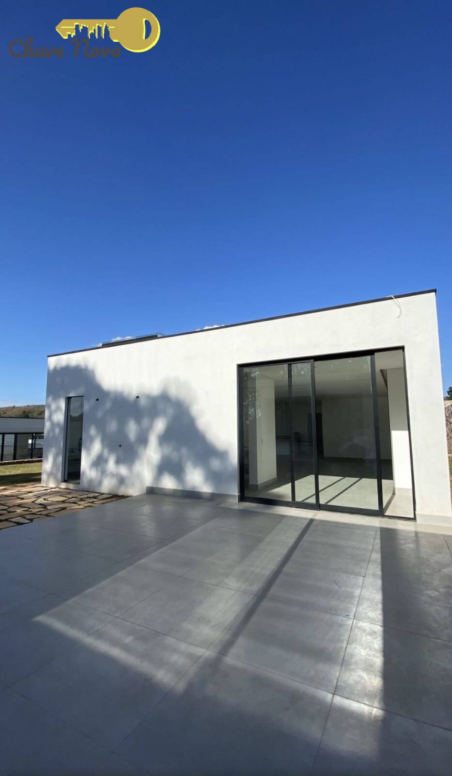 Casa à venda com 3 quartos, 248m² - Foto 3