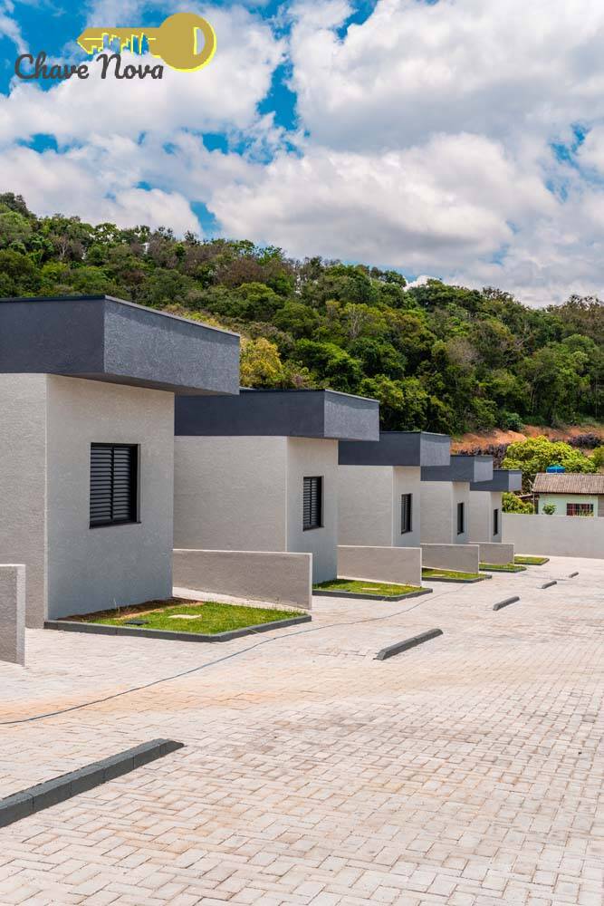 Casa à venda com 3 quartos, 70m² - Foto 50