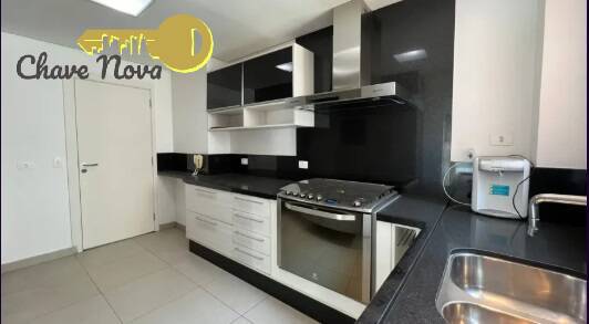 Apartamento à venda com 3 quartos, 220m² - Foto 46