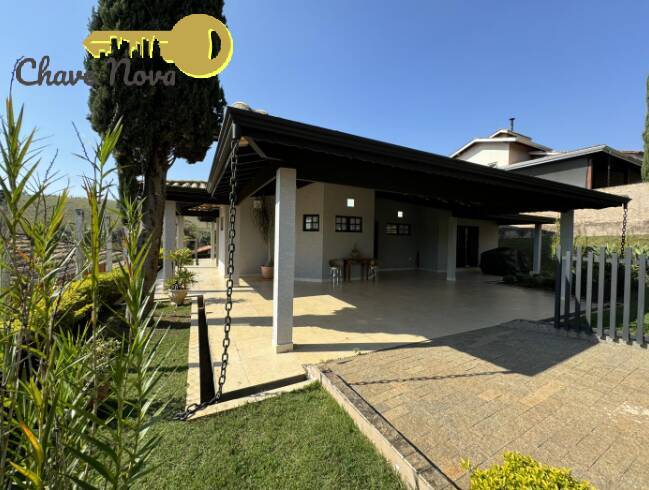 Casa à venda com 3 quartos, 250m² - Foto 7